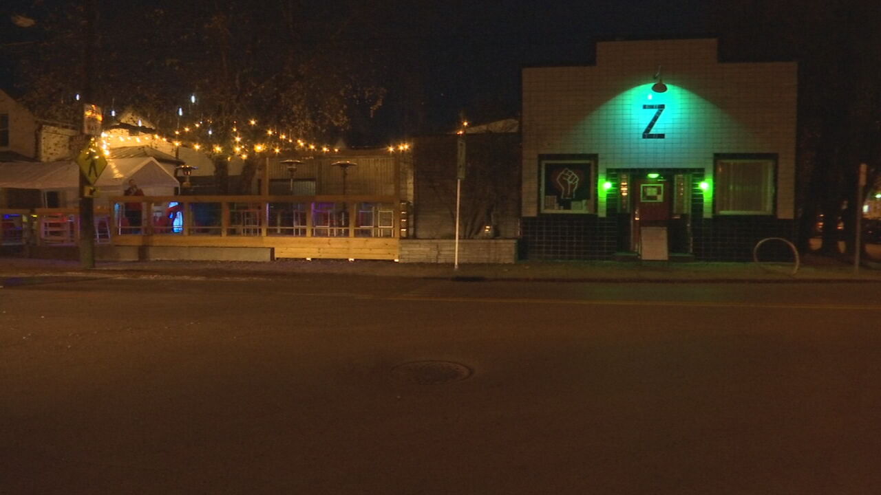 louisville bars